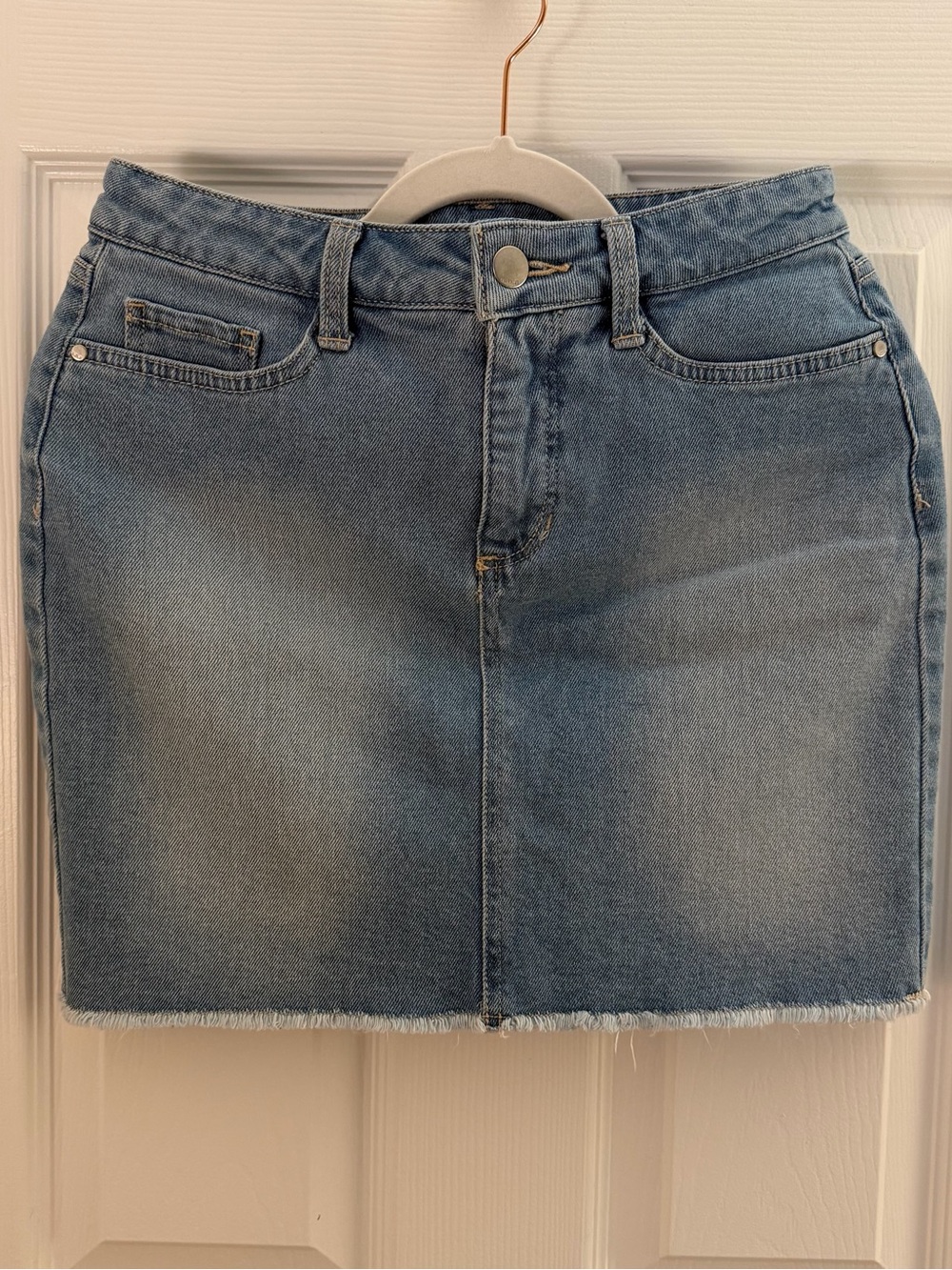 a.n.a Light Wash Denim Blue Mini Skirt 6